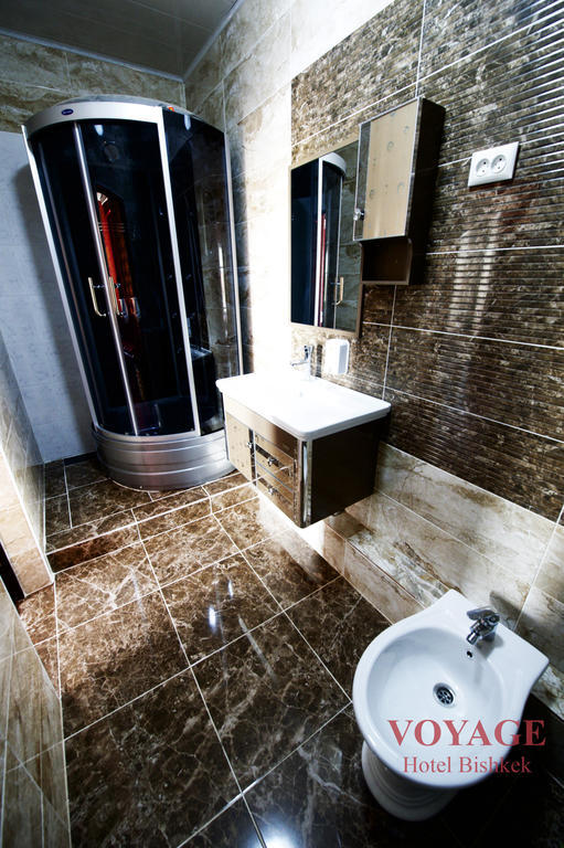 Voyage Hotel Bishkek Luaran gambar