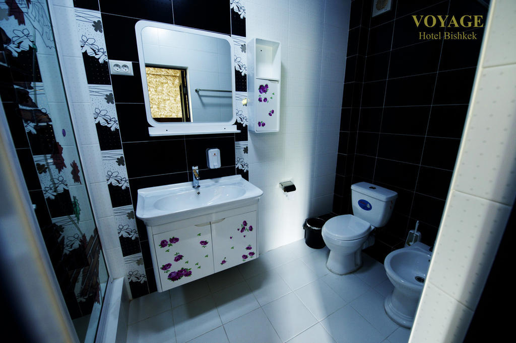 Voyage Hotel Bishkek Luaran gambar