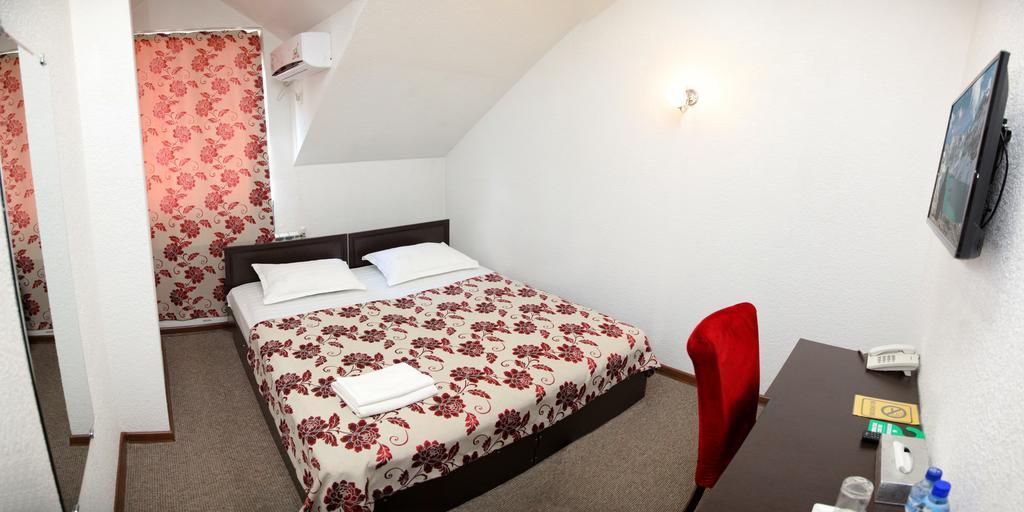 Voyage Hotel Bishkek Luaran gambar