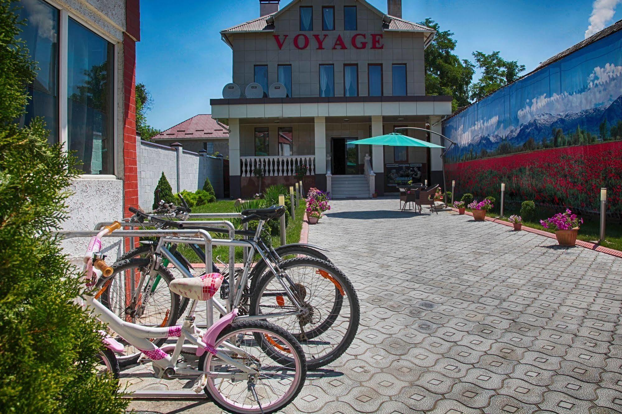 Voyage Hotel Bishkek Luaran gambar